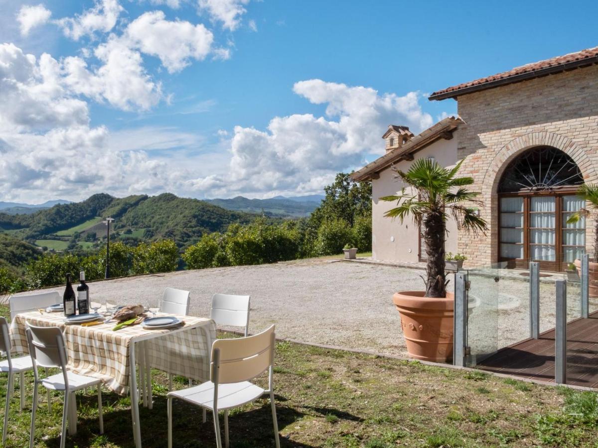 Belvilla By Oyo Borgo Tre Sant'Angelo in Vado Luaran gambar