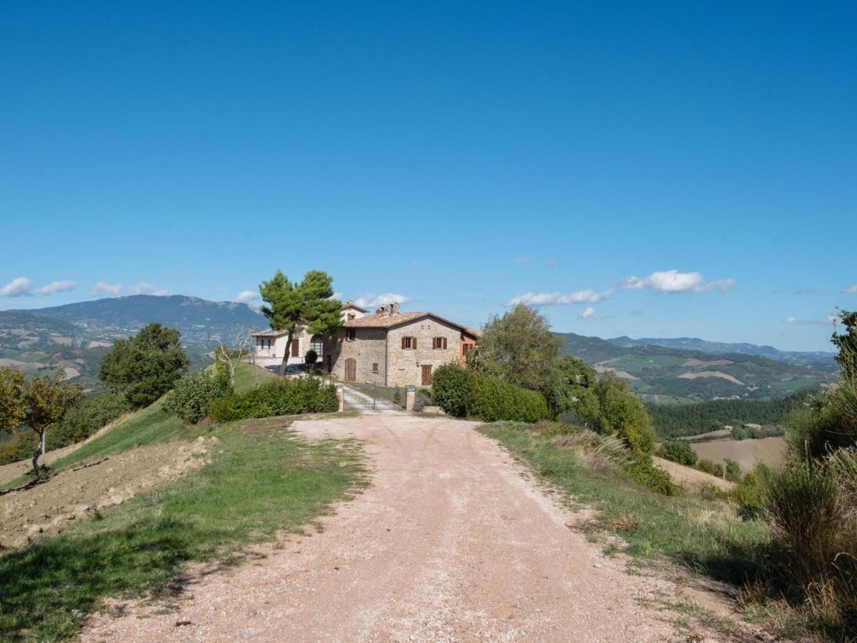 Belvilla By Oyo Borgo Tre Sant'Angelo in Vado Luaran gambar