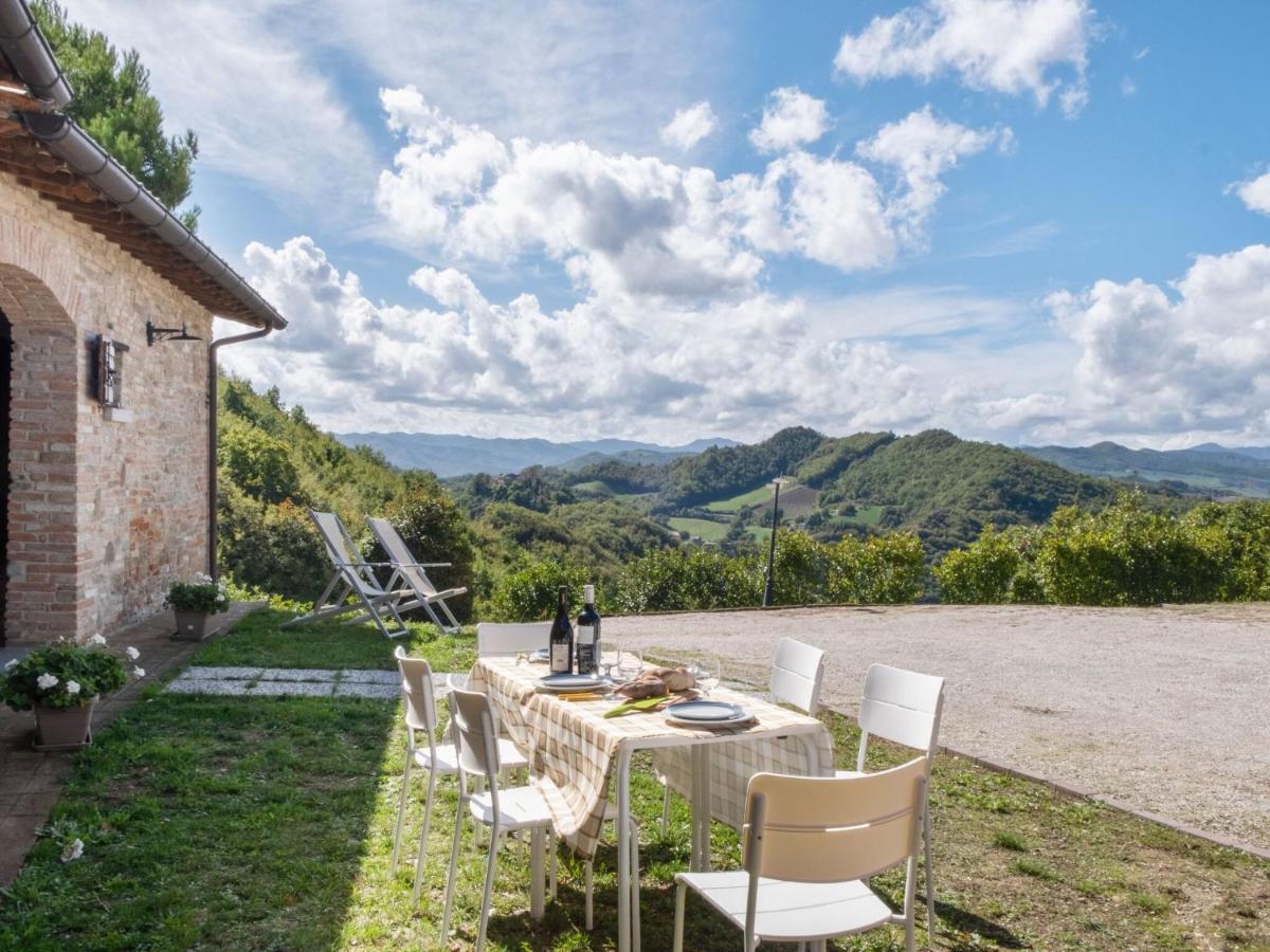 Belvilla By Oyo Borgo Tre Sant'Angelo in Vado Bilik gambar